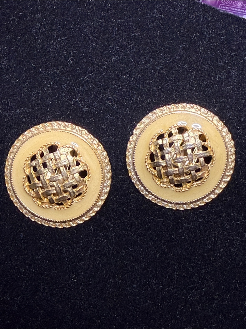 Vintage Sarah Coventry Style Cream Enamel Basketweave Clip On Earrings